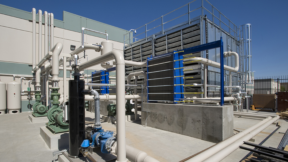 Water system used in daylighting analysis on a roof